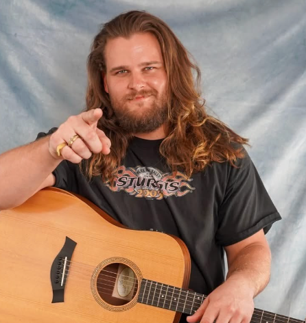 files/r2_guy_guitar.png